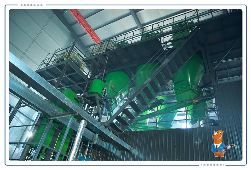 Several internal mixers are running to produce rubber sheet for Exact-Flex series hoses.